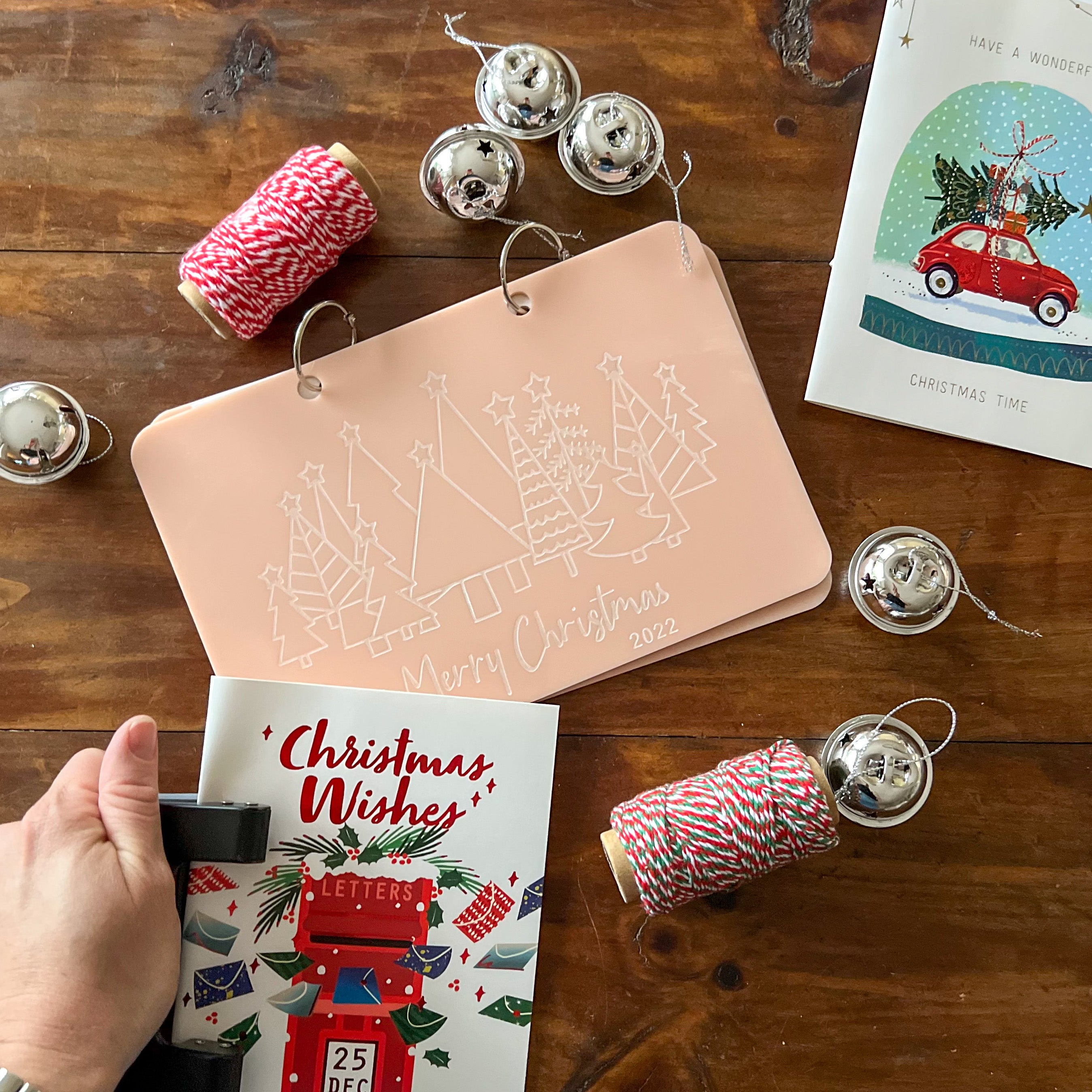 Christmas Card Keeper