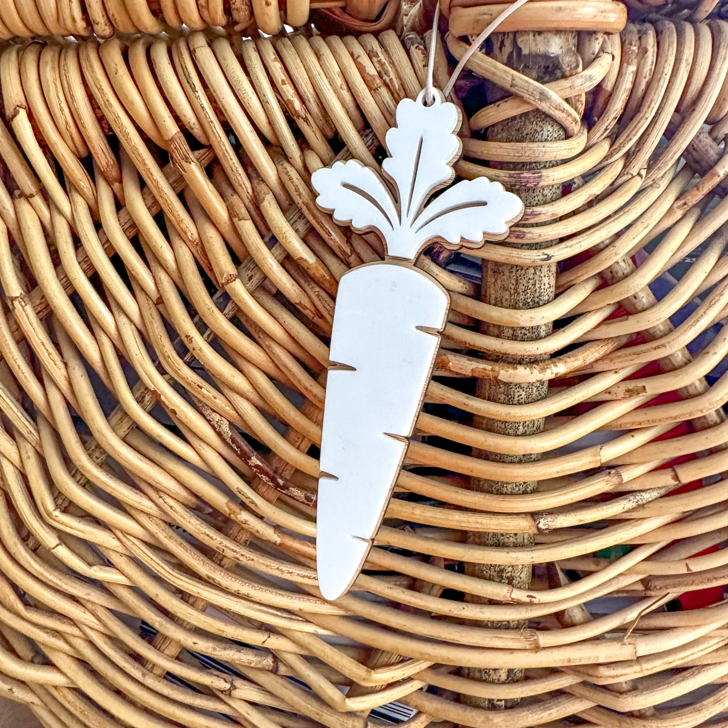 Natural Carrot Tags