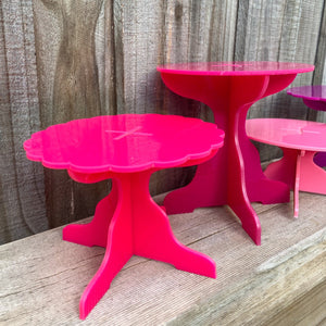 Medium Flamingo Scalloped Top Stand